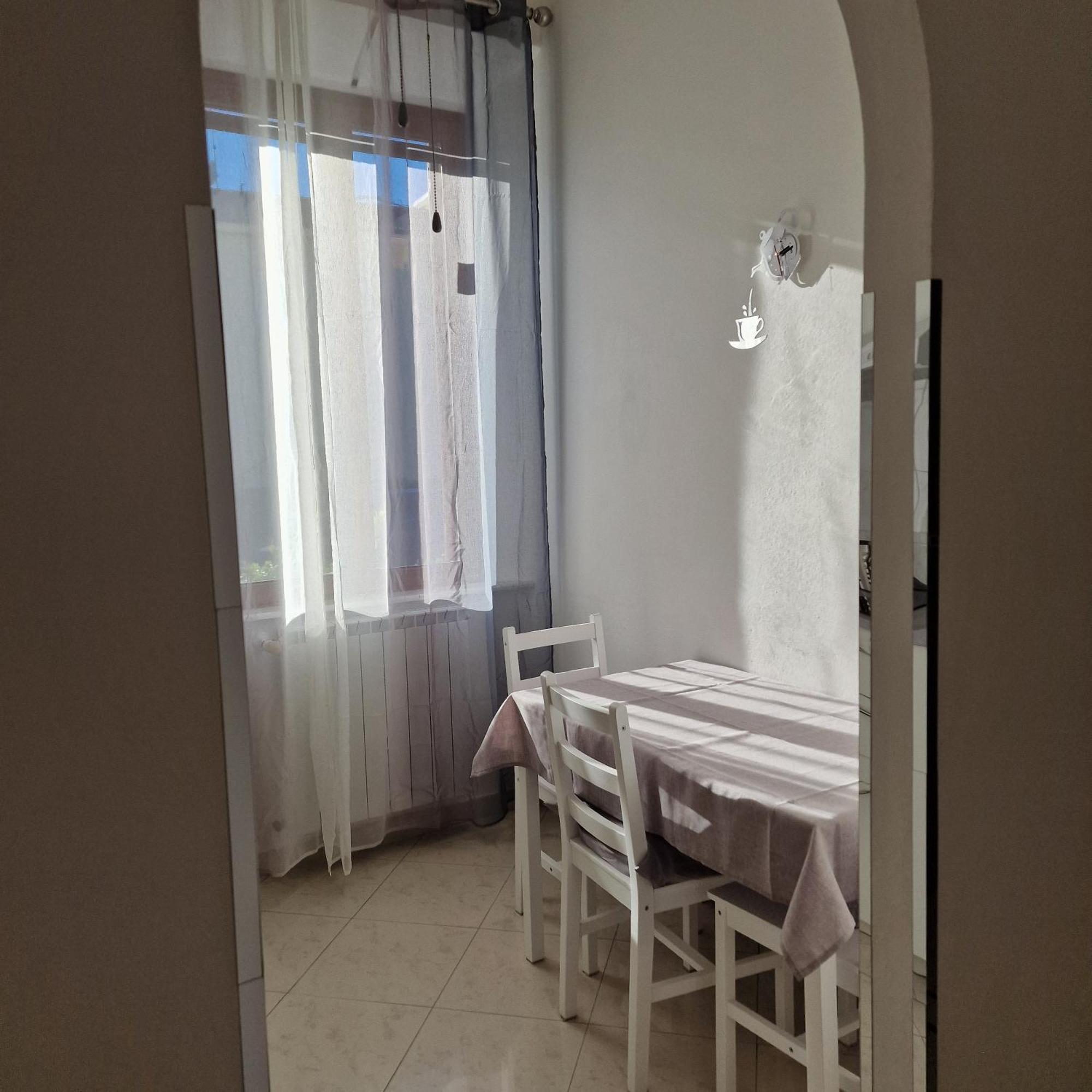 Cinzia'S House Of Mirrors Apartment Пиза Екстериор снимка