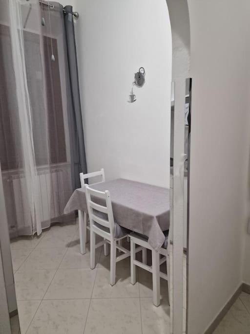 Cinzia'S House Of Mirrors Apartment Пиза Екстериор снимка